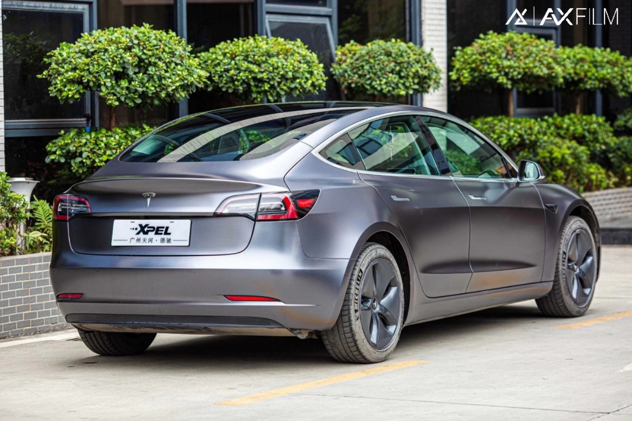 特斯拉 Model3｜AX-电光深空灰